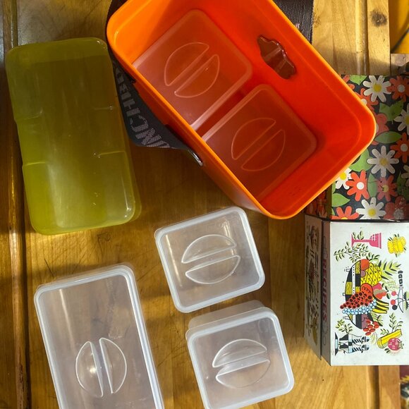 26- (3some) Snappy Canadian,You Cannot Contain Her.Oots A Souper Box She Has. - Picture 8 of 15